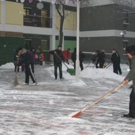 清华附小扫雪队