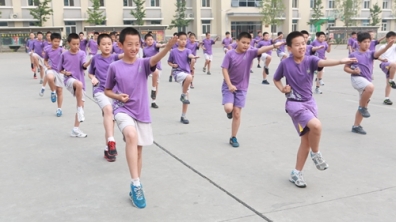 六年级“尊重感恩”主题课程之三