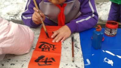 2012-2013年第一学期学生走进社区活动照片记录活动过程