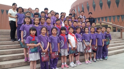 新清华学堂留念——我们一起去观看舞蹈家们的表演