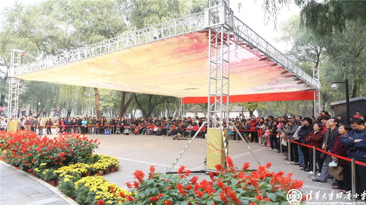 2013年“金帆日”我校金帆民乐团与清华附中金帆民乐团联合演出