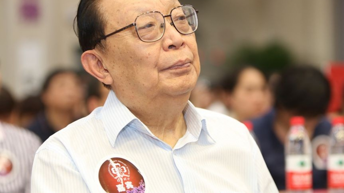 国家教育咨询委员    陶西平