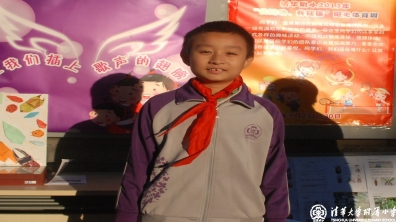 我是升旗手——三(4)李嘉华