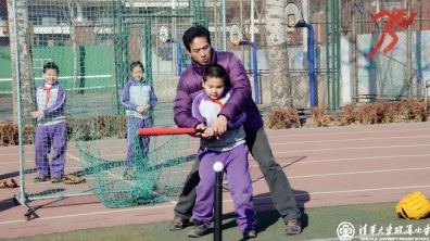 我的棒球教练——李老师