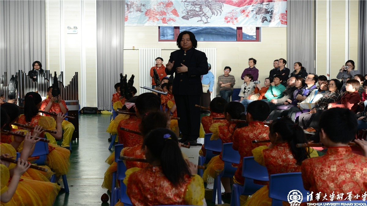 我校金帆民乐团参加北京市第十六届学生艺术节前的彩排