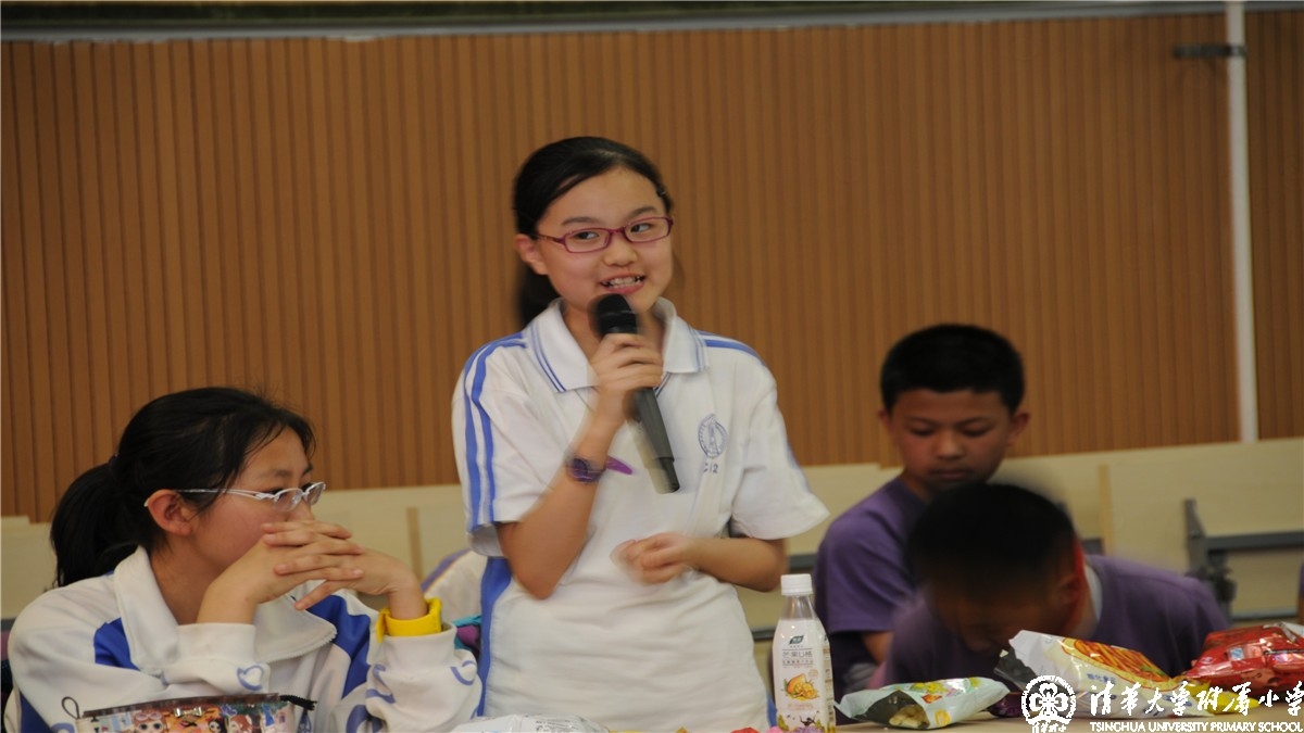 热烈欢迎我校“金帆民乐团”毕业团员返校