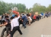 附小教师积极参与大学拔河比赛
