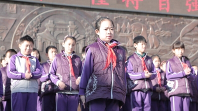 每周之星之我是升旗手——三3张心玥