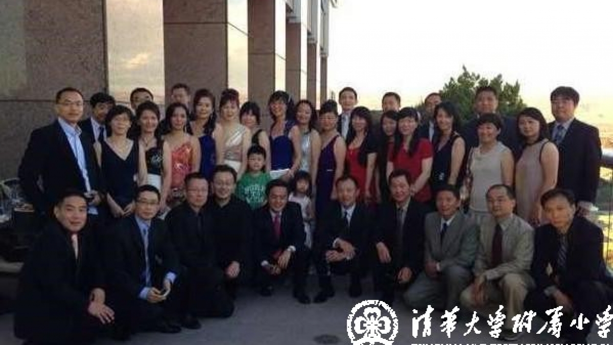 一张珍贵的老照片-访清华附小1976级学长们----屠镜睿（清华附小四年级在校生）