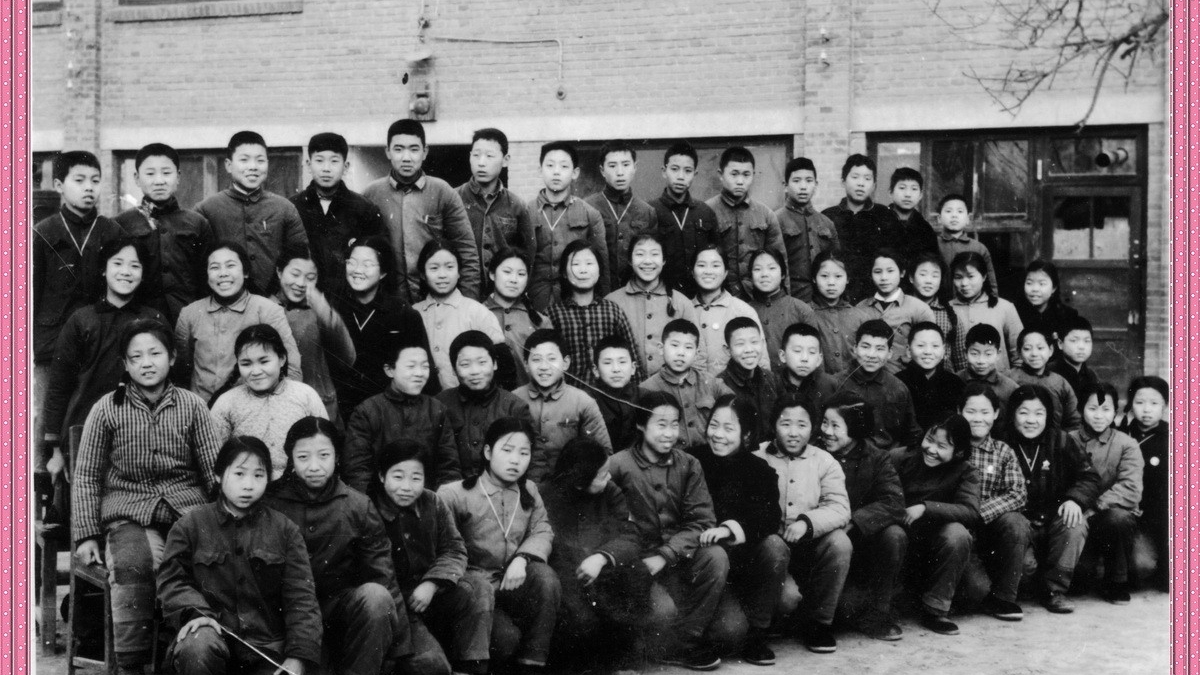 情相邀 心相聚 重忆往昔话今朝——71届百余校友聚会迎校庆