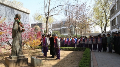 清明节里的纪念——缅怀榜样,寄托家国情怀