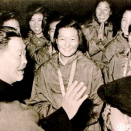 1960年代贺龙接见女子登山运动员