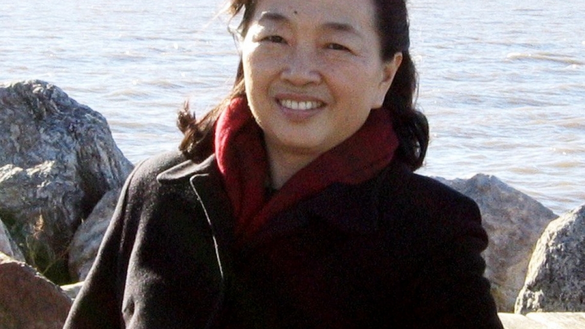 我们像春天一样来到花园里来到草地上 之二----常放（清华附小1962届丙班毕业生）